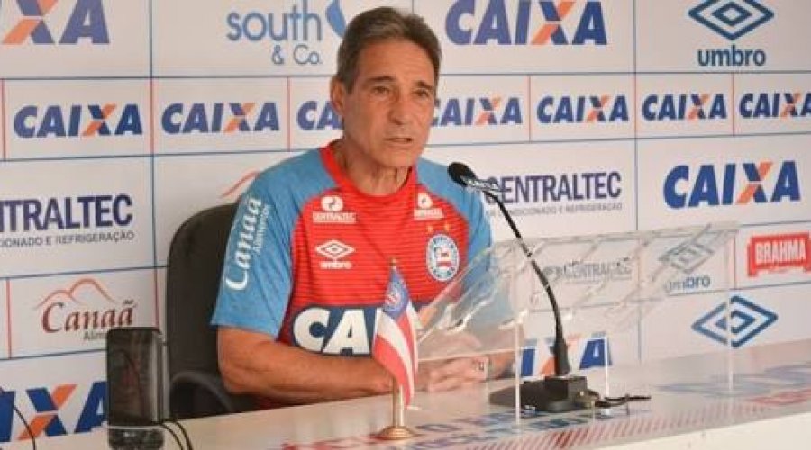 Treinador Carpegiani enaltece jogadores do Bahia após vencer o Corinthians: [Treinador Carpegiani enaltece jogadores do Bahia após vencer o Corinthians: