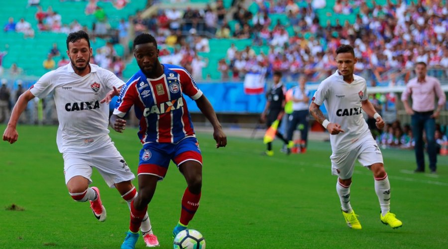 [Bahia vence o Vitória, se afasta do Z4 e deixa o rubro-negro em situação delicada na Série A]