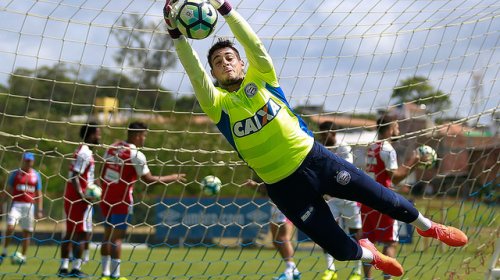 [Carpegiani enaltece goleiro Jean, e camisa 1 tricolor agradece pela confiança]
