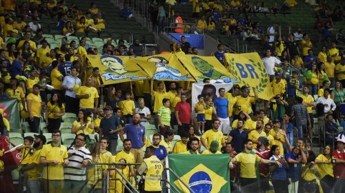 [Por conta de gritos homofóbicos proferidos pela torcida, CBF é multada pela FIFA]