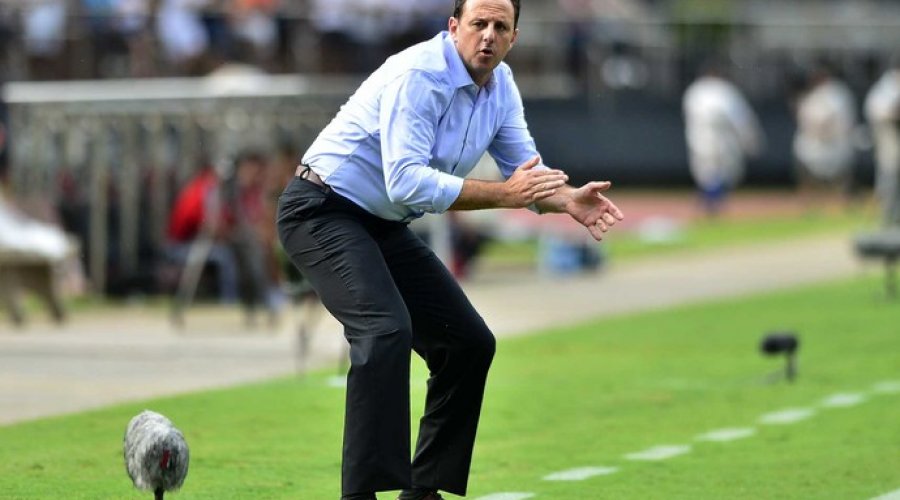 [Time da Série B inicia conversas para contratar treinador Rogério Ceni]