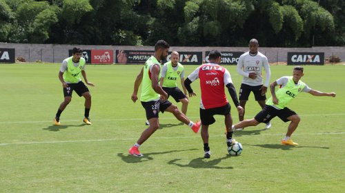 [Vitória enfrenta a Ponte Preta em jogo que vale muito mais do que três pontos]