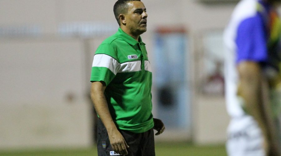 [Baianão 2018: Evandro Guimarães é confirmado como novo treinador do Flu de Feira]