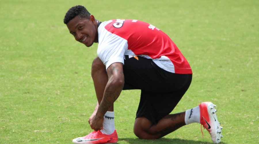 Atacante David confirma negociações com o Palmeiras: [Atacante David confirma negociações com o Palmeiras: