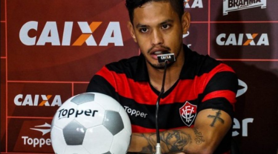 [Otimismo x realidade: confira cinco contratações que não vingaram no Vitória em 2017]