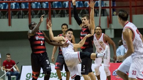[Patada de Leão em Cajazeiras: Universo/Vitória vence o Solar Cearense]