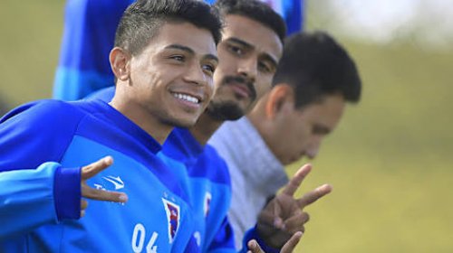 [Destaque da Serie B, desperta interesse do Vitória]