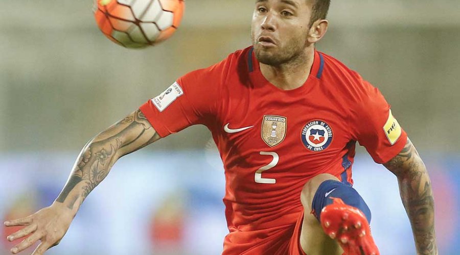 [Bahia negocia lateral da Seleção Chilena]