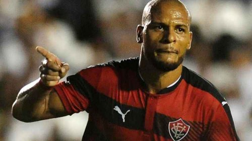 [Vitória não renova com lateral; jogador vai retornar ao futebol Mineiro]