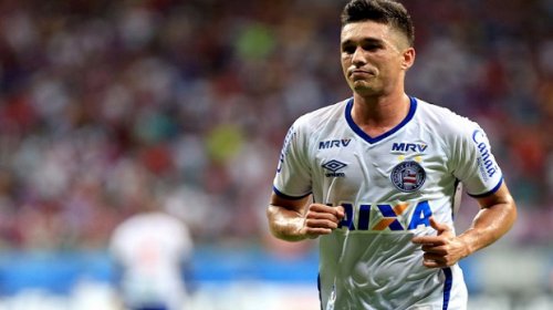 [Bahia empresta o volante Juninho ao Ceará, menino da base vem na troca]