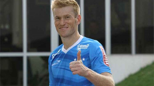 [ “sempre teve interesse em jogar no Bahia”, diz empresário do novo reforço Tricolor]