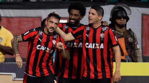[Precisando de velocidade no elenco, Vitória procura velho conhecido]