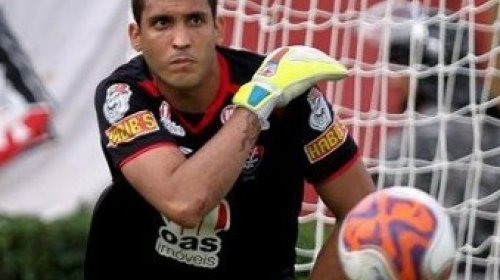 [Jequié contrata goleiro com passagens por Vitória e seleção Brasileira]