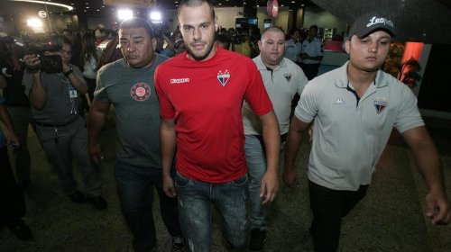 [Goleiro Deola é a grande atração do Fluminense de Feira para o Baianão 2017. Conheça um pouco...]