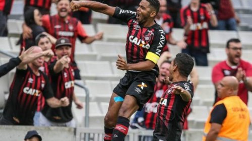 [Com aspirantes, Atlético paranaense vence na primeira rodada do Campeonato Paranaense]