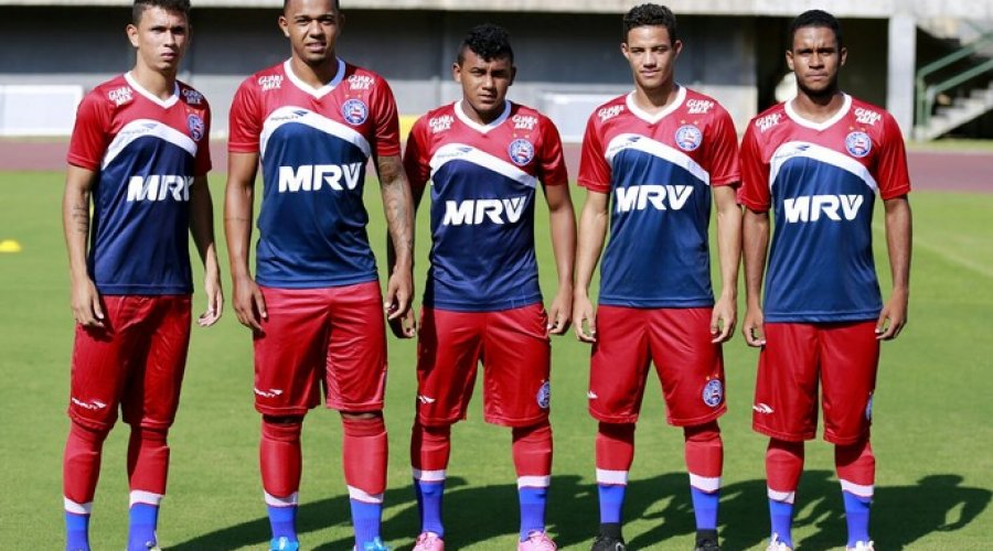 [Time tricolor relacionado para estrear no Baianão. Veja os relacionados e os prováveis titulares ]