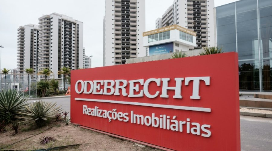 [A Odebrecht Engenharia e Construção (OEC) quer negociar uma dívida de US$ 3 bilhões com bônus emitidos no mercado internacional.]
