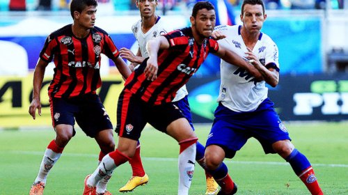[Dupla Ba-Vi segue preparação para clássico de domingo]