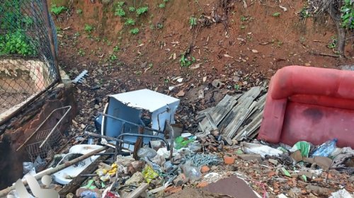 [Limpurb identifica pontos críticos de descartes de lixos em Santa Cruz]