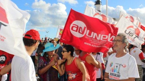[Associação Aduneb denuncia governo do Estado de não cumprir decisão judicial]
