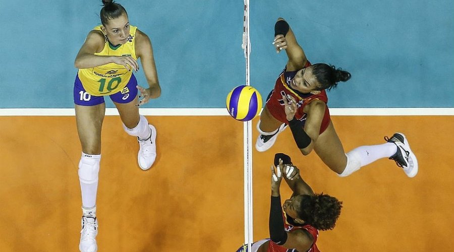 [Seleção feminina perde da República Dominicana na Liga das Nações]