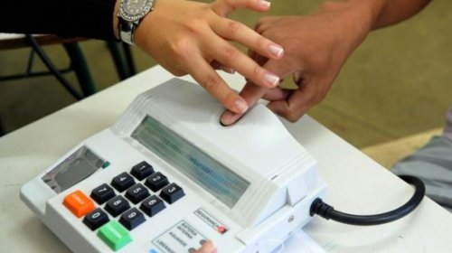 [Eleitores podem agendar recadastramento biométrico por telefone a partir desta segunda]