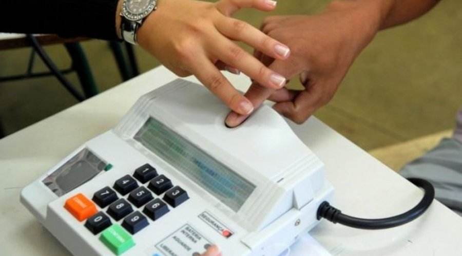 [Eleitores podem agendar recadastramento biométrico por telefone a partir desta segunda]