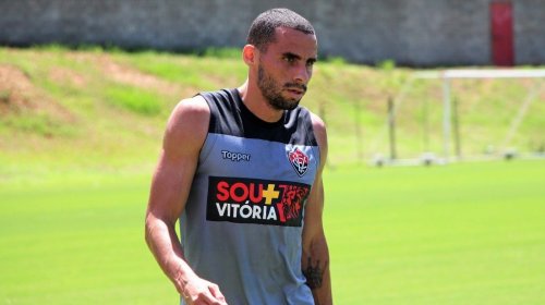 [Loss explica volante Dudu Vieira na lateral direita do Vitória]