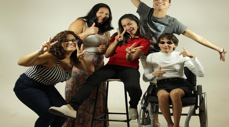 [Moda inclusiva ganha espaço em brechó online de Salvador]