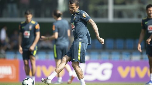[Tite confirma time contra o Catar com Neymar e retorno de Daniel]
