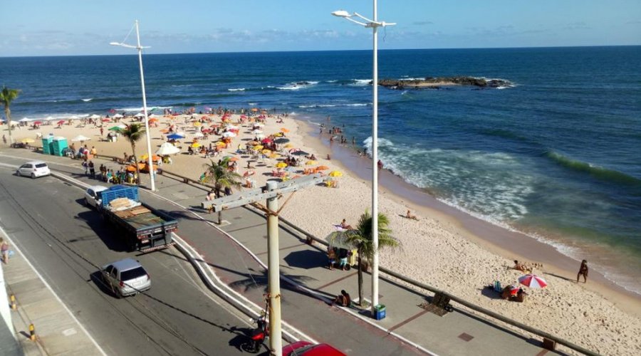 [Prefeitura assina edital de requalificação da Orla de Amaralina em Salvador]