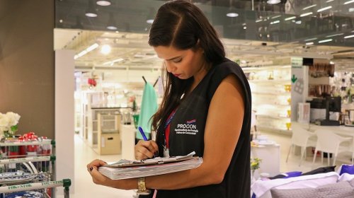 [Motéis são atuados em operação da PROCON; veja]