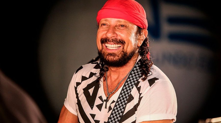 [Bell Marques fará show gratuito no Farol da Barra]