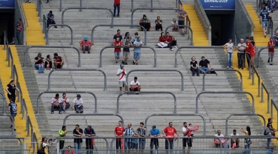 [Copa América inicia com baixo público nos estádios e preocupa a Conmebol]