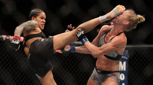 [UFC 239: Amanda Nunes nocauteia Holly Holm e mantém cinturão]
