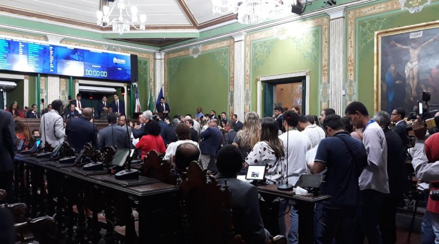 [Câmara municipal debate com MP isenção de ISS para empresas de transporte]