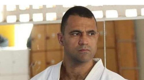 [Aos 43 anos, baiano representará o karatê do Brasil no Pan-Americano do México]