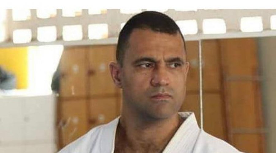 [Aos 43 anos, baiano representará o karatê do Brasil no Pan-Americano do México]