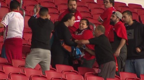 [Inter anuncia suspensão de sócia após agressão no Gre-Nal]
