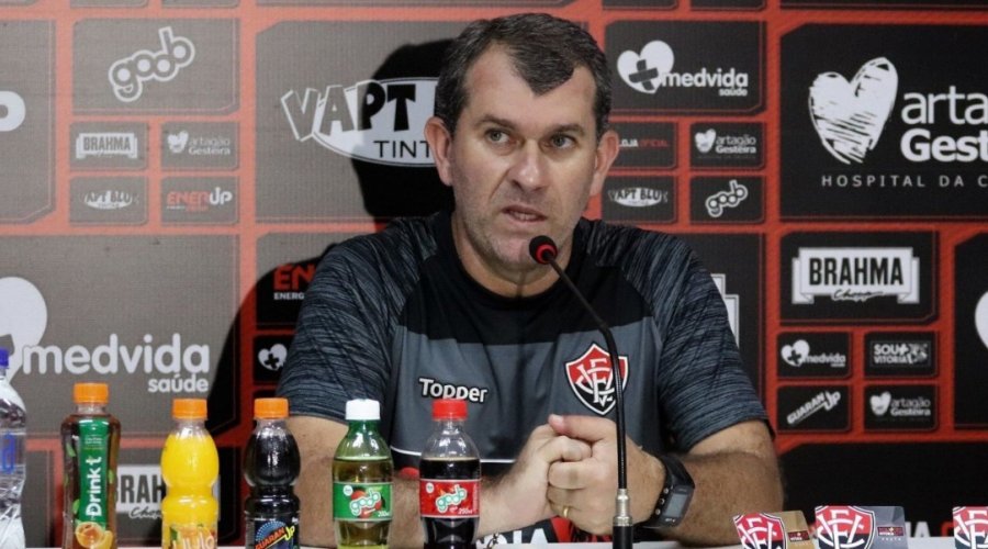 [Vitória é processado por Claudio Tencati ]