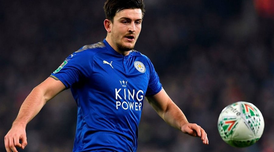 [Manchester United anuncia contratação de Harry Maguire ]