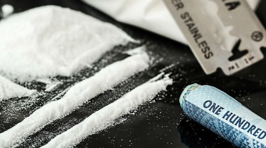 [Juiz aprova cocaína recreativa para dois usuários]