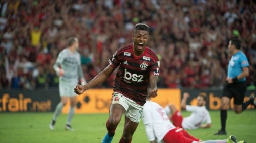 [Flamengo faz 2 no Internacional e abre vantagem na Libertadores]