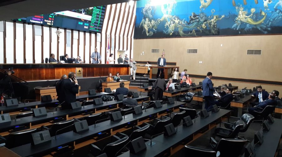 [Projeto na AL-BA propõe informações educativa nas contas de água para combater Dengue, Zika e Chinkungunya ]