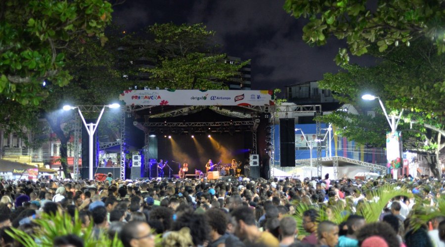 [Festival da Primavera recebe o sertanejo universitário de Gil Kalazans neste sábado (28)]