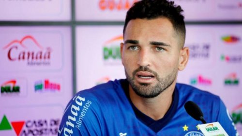[Gilberto pede desculpas à torcida do Bahia]