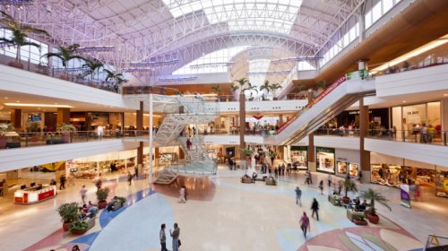 [Confira o que abre e o que fecha em Salvador no feriado de 15 de novembro]