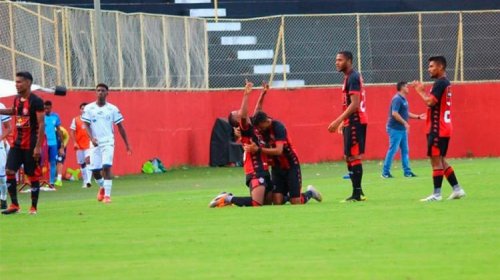 [Vitória chega à semifinal do Nordestão sub-20 com campanha invicta]