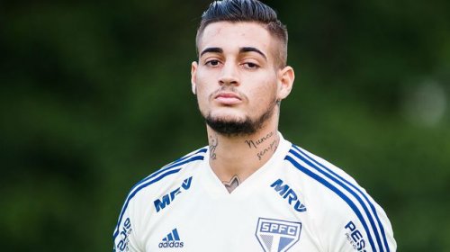 [Ceará desiste de contratar goleiro Jean após protesto de torcedores]