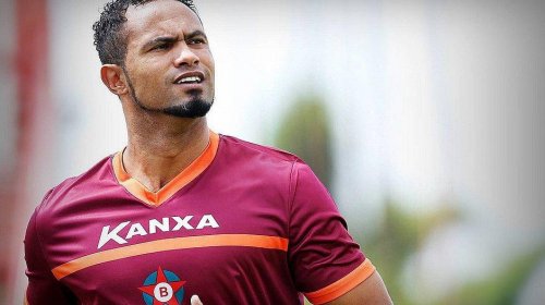 [Fluminense de Feira desiste da contratação do goleiro Bruno]